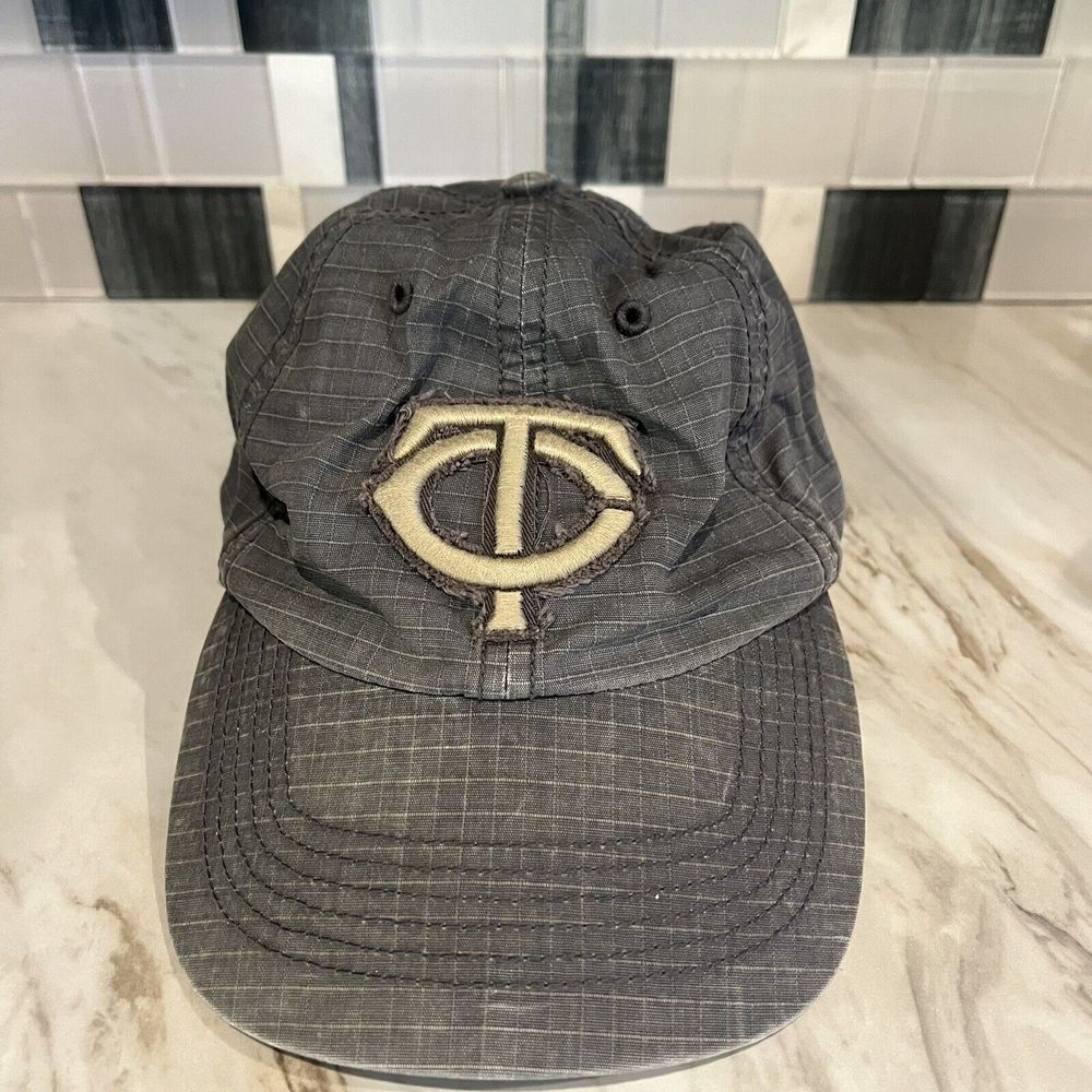 Minnesota Twins‎ Hat Gray Large 47 Brand Fitted Hat Gray Ripstop TC Logo
